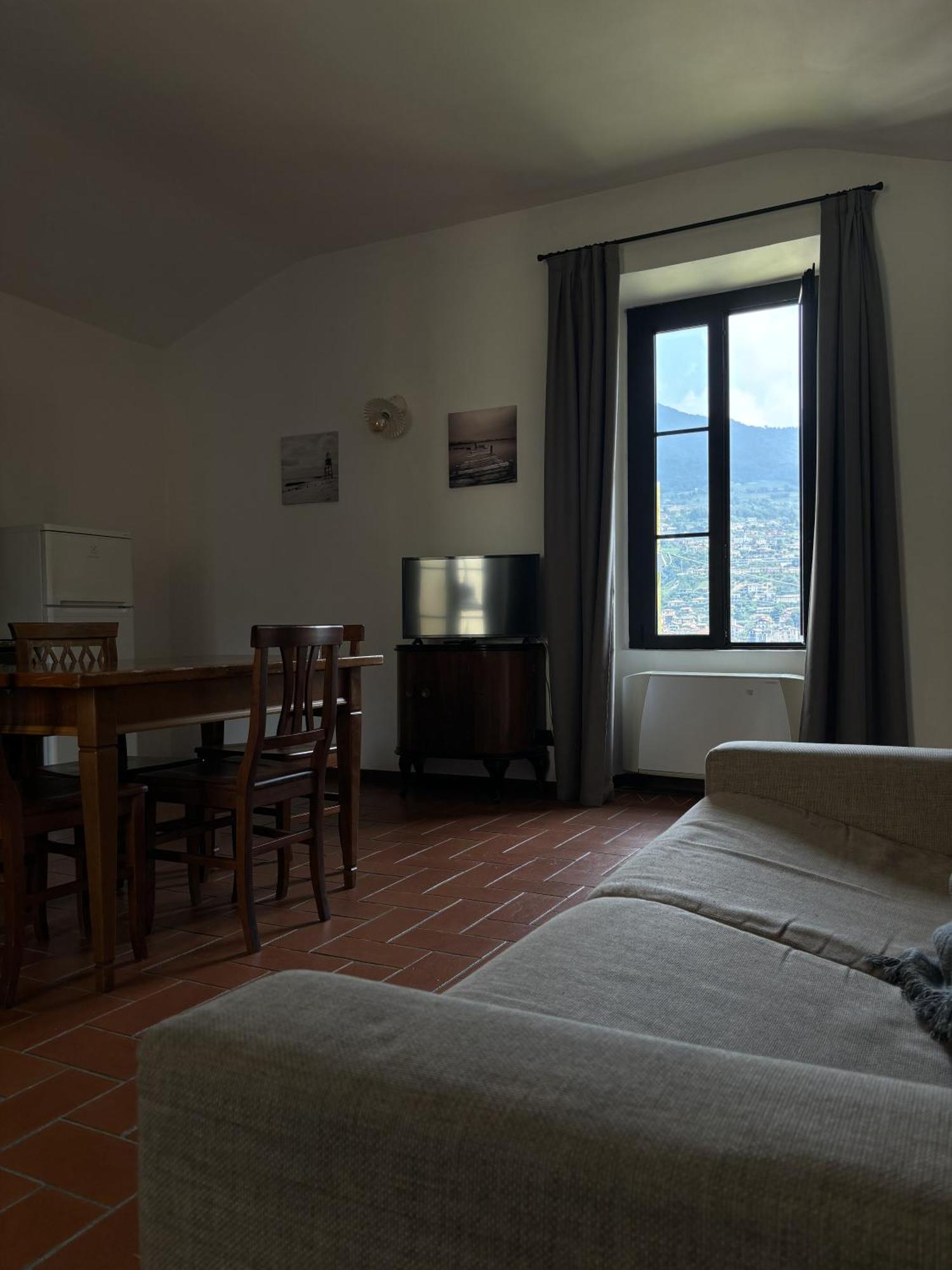 Castello Oldofredi Monte Isola