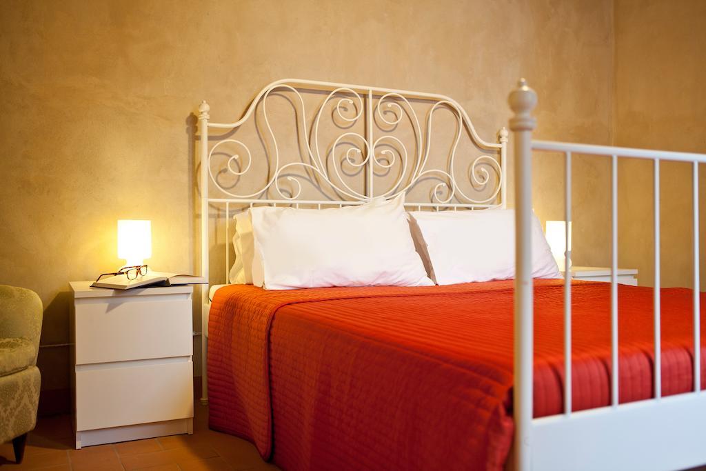 Castello Oldofredi Aparthotel Monte Isola
